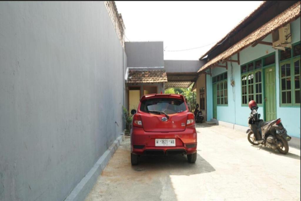 Spot On 93611 Kost Pak Suyatno Syariah 2 Otel Ponorogo Dış mekan fotoğraf