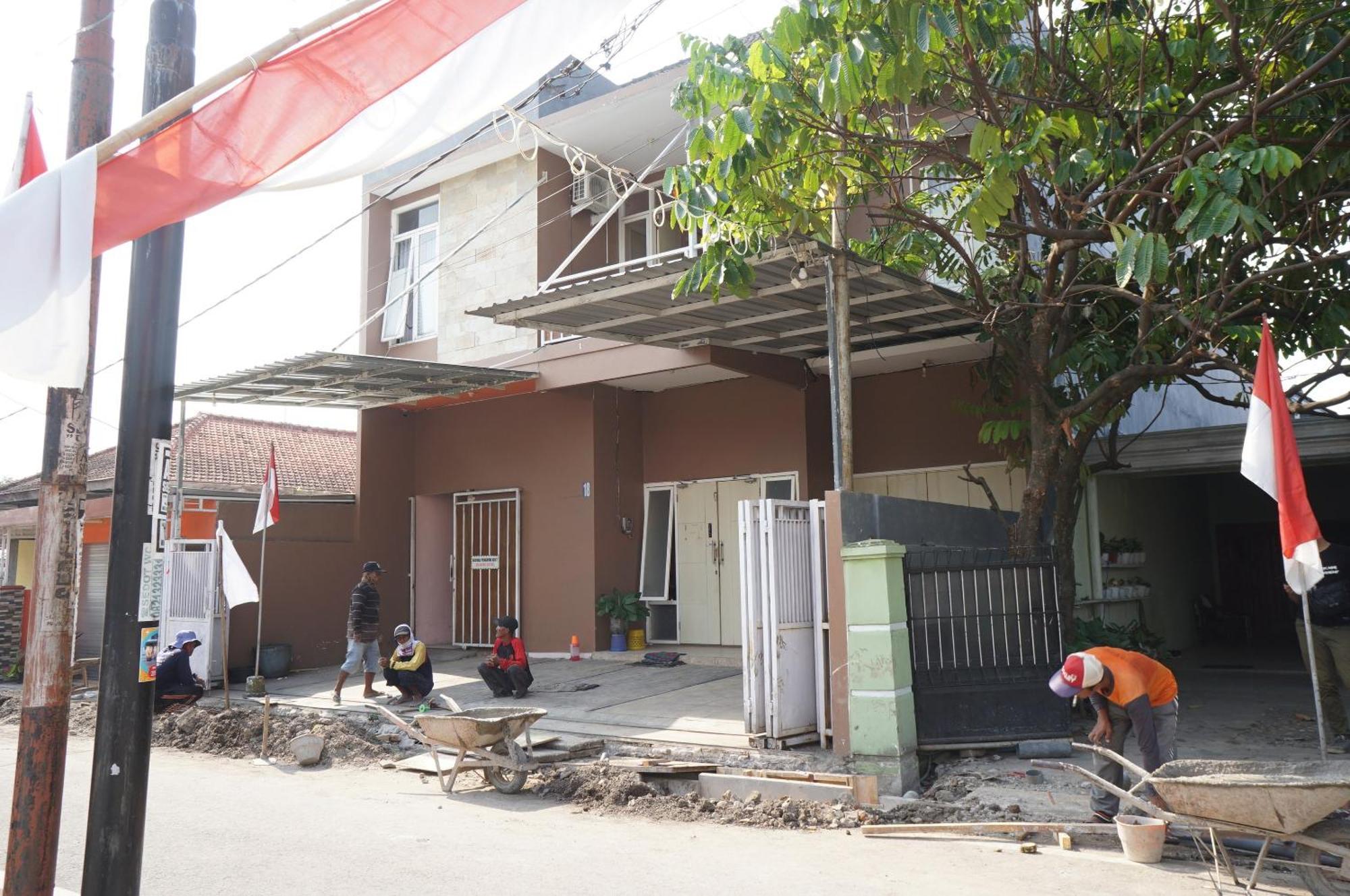 Spot On 93611 Kost Pak Suyatno Syariah 2 Otel Ponorogo Dış mekan fotoğraf
